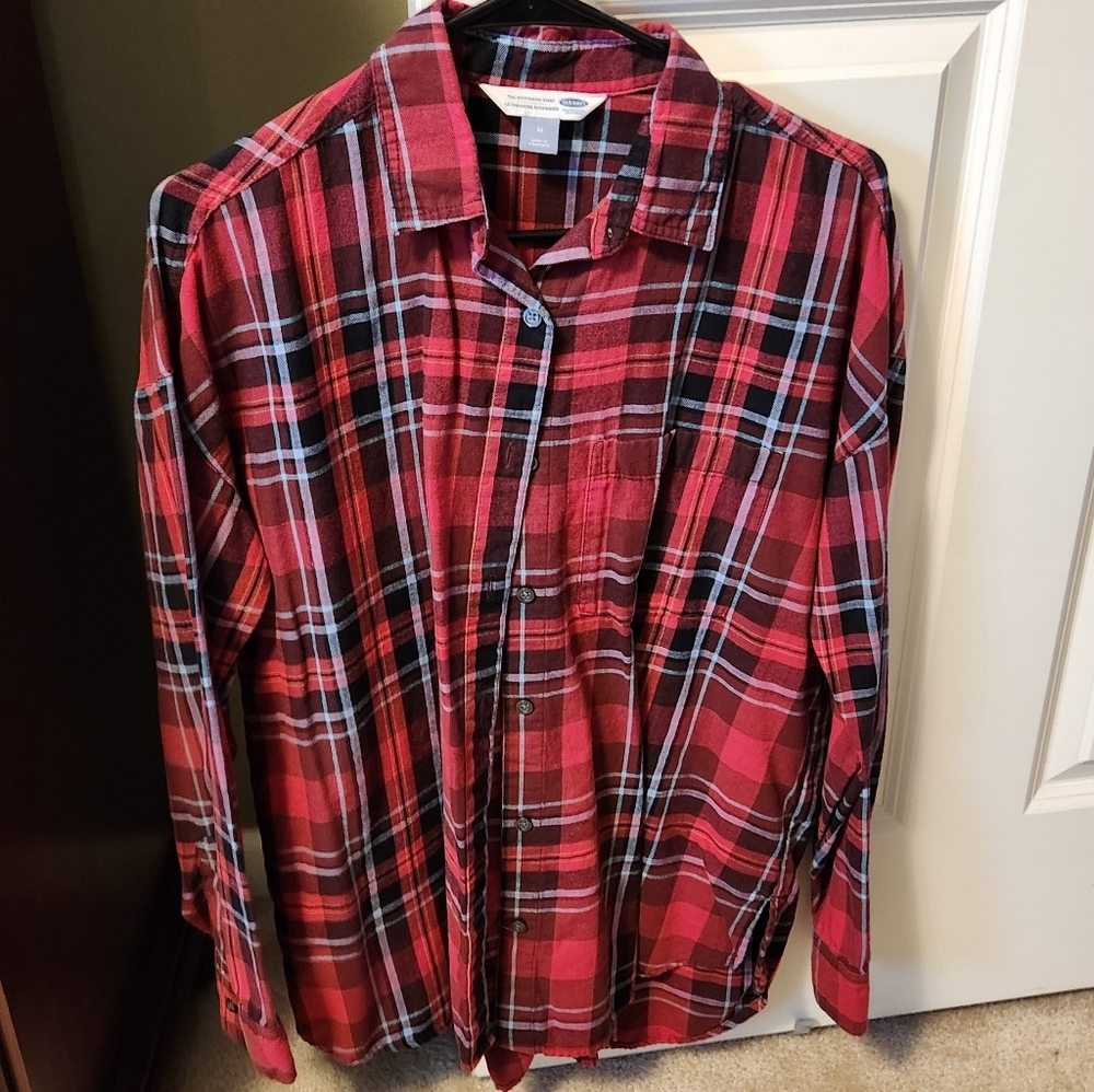 Old Navy Red and Black Plaid Womens Shirt
